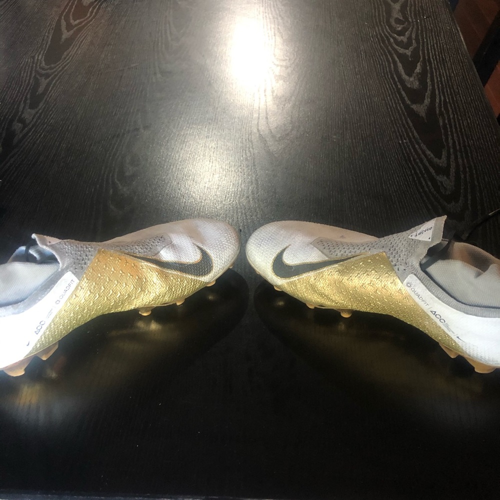 Nike Phantom soccer cleats- limited edition